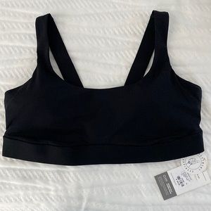 Brand new with tags- Vuori Sports Bra